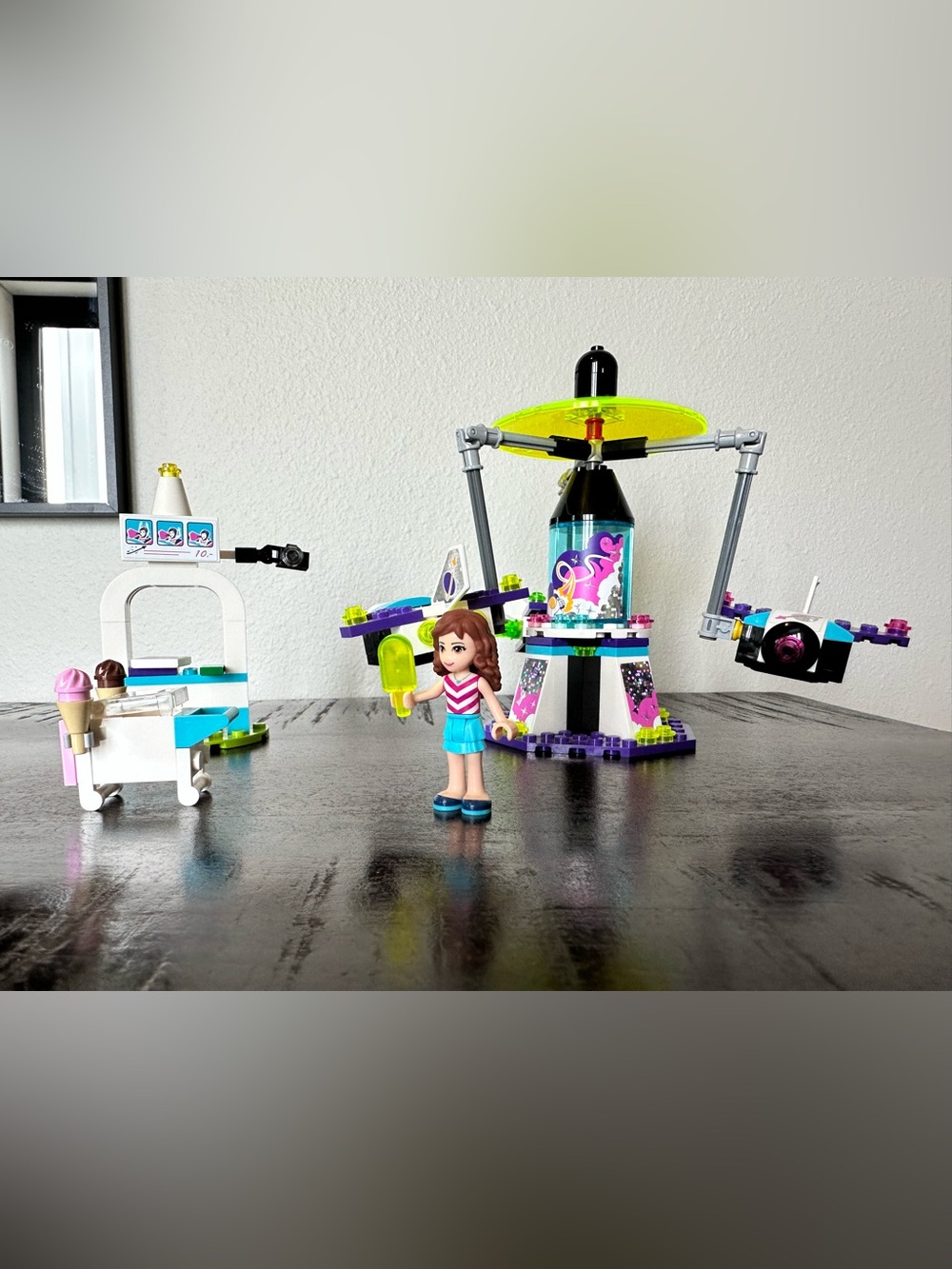 Lego Friends Amusement Park Space Ride 41128 Year 2016 retired